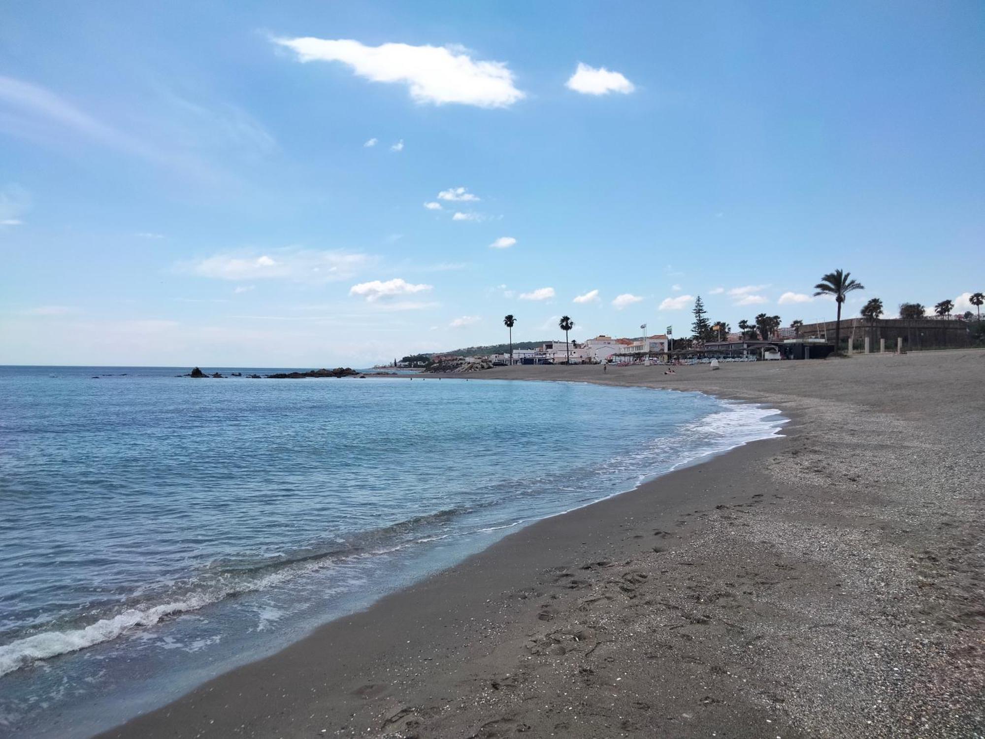 Apartamento Primera Linea De Playa Манилва Экстерьер фото