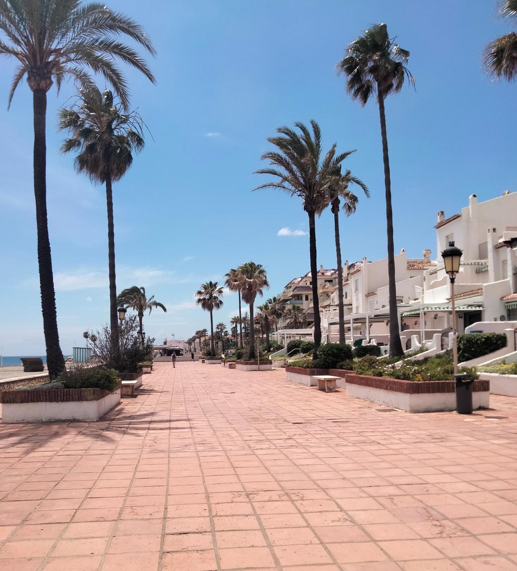 Apartamento Primera Linea De Playa Манилва Экстерьер фото